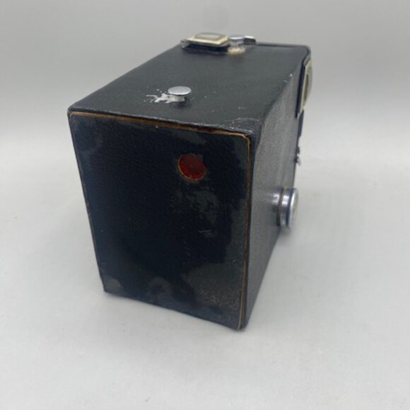 Kodak Vintage Target Brownie Six-20 Camera - Picture 3 of 4